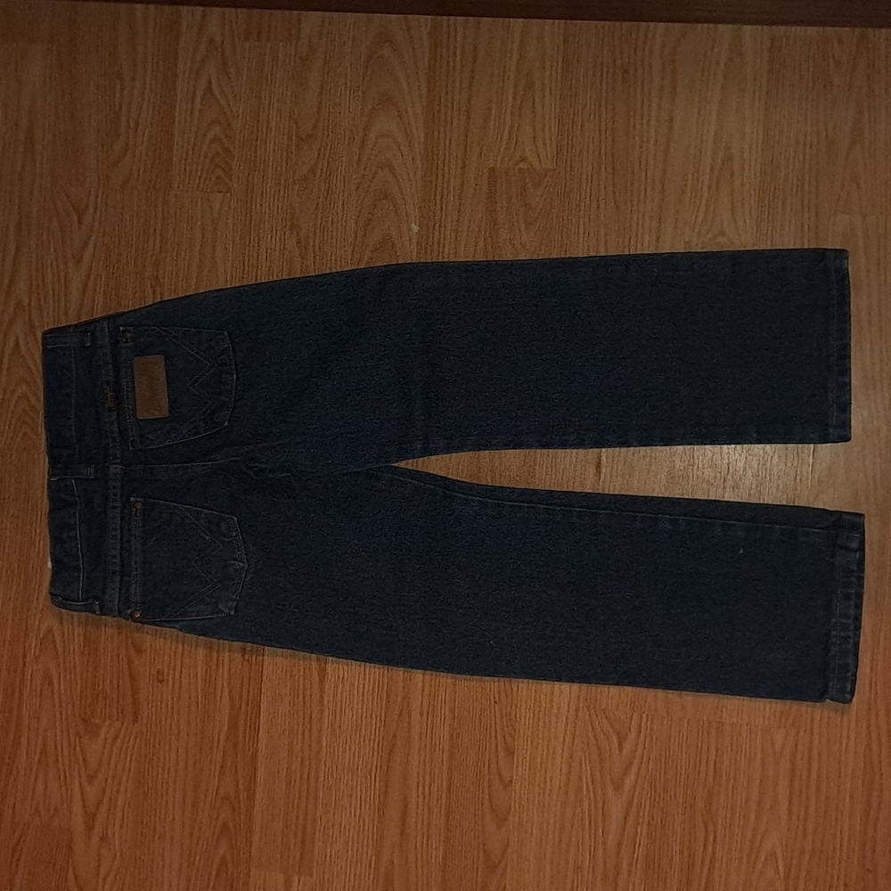 Wrangler Jeans - Picture 2 of 3